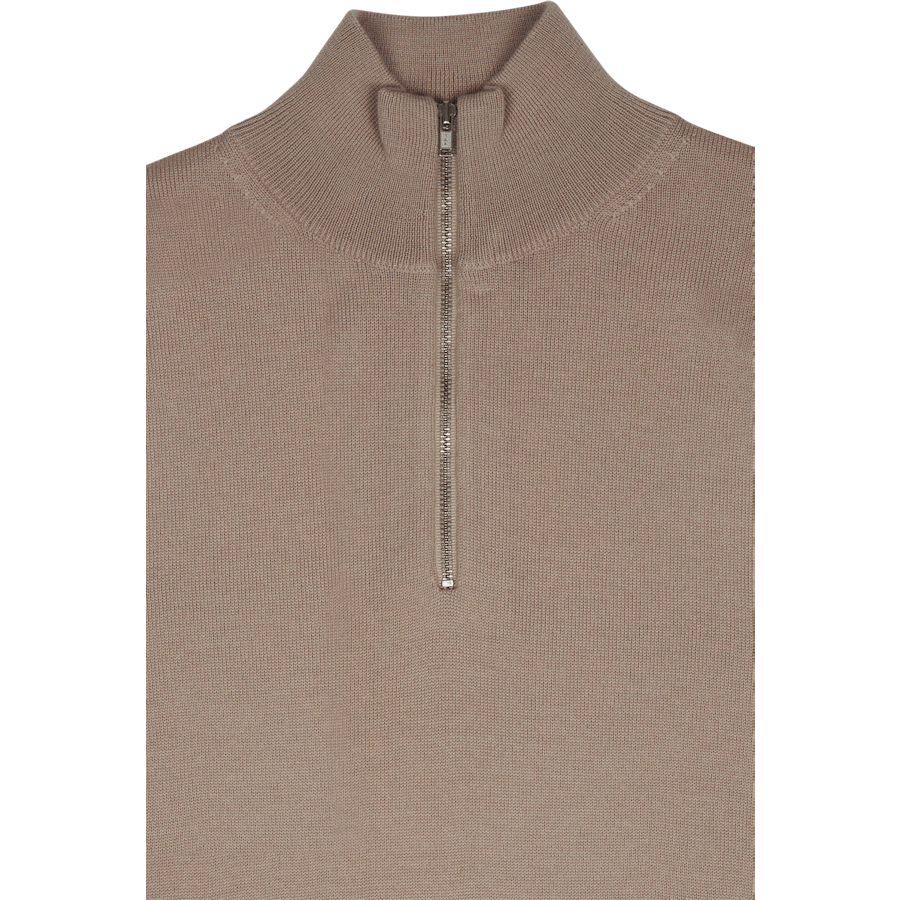 Studio Total Merino Half Zip