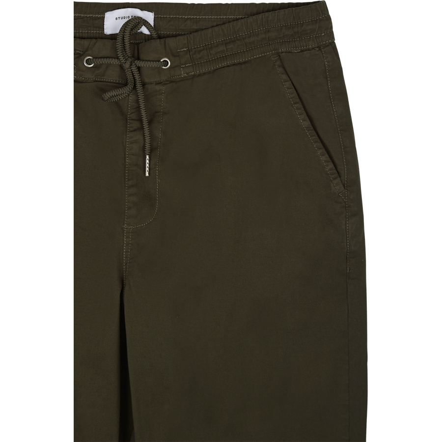 Studio Total Icon Dragsko Twill Dk