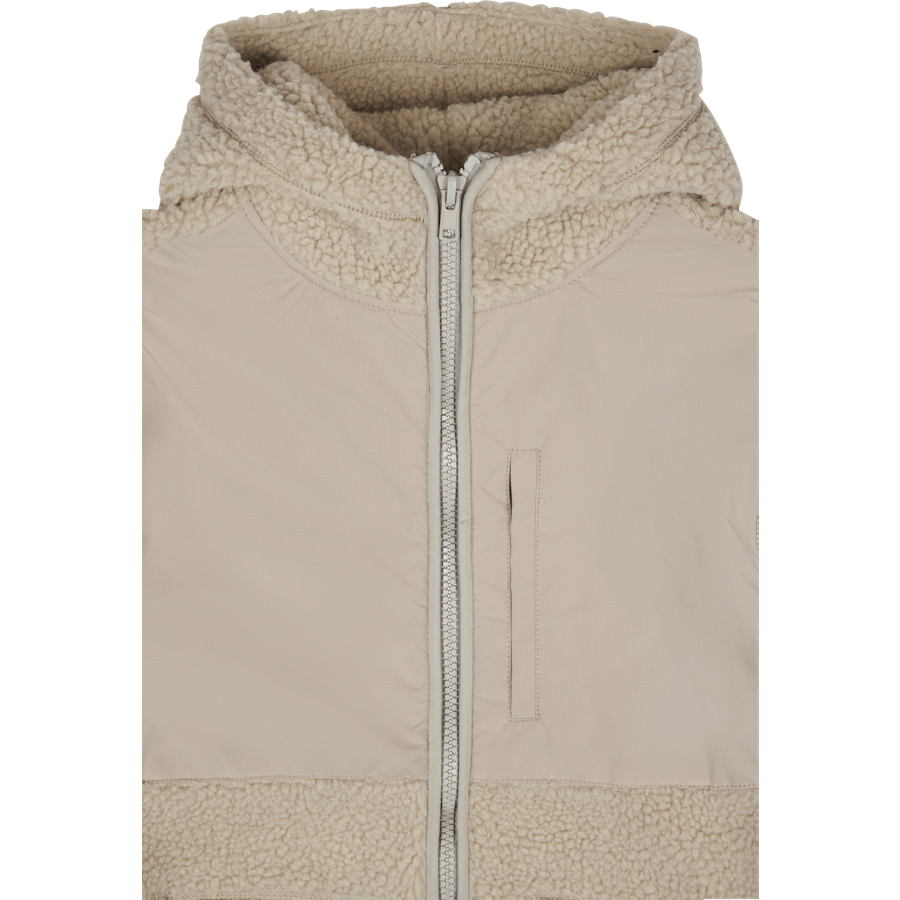 Studio Total Recycled Pile Hood Kit