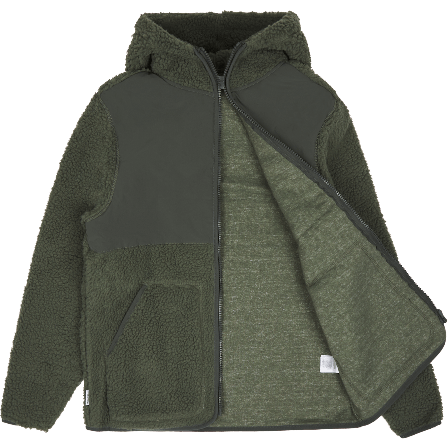 Studio Total Recycled Pile Hood Forest