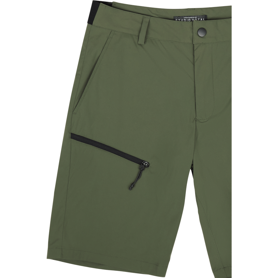Studio Total Function Chino Shorts Urban