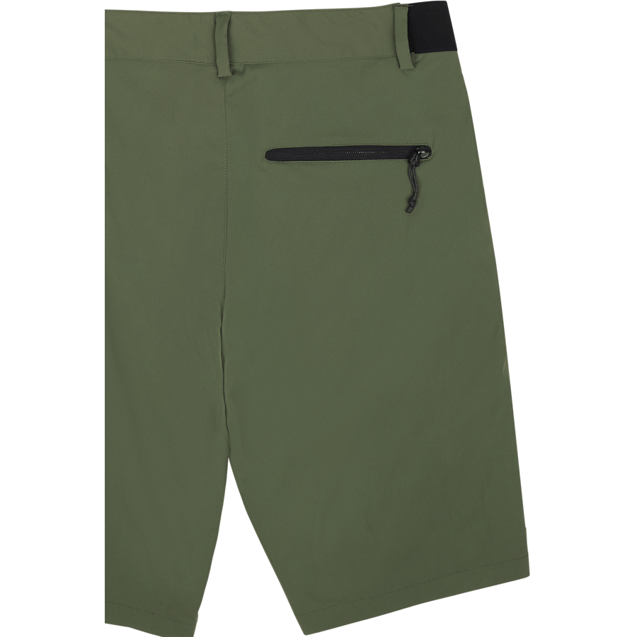 Studio Total Function Chino Shorts Urban