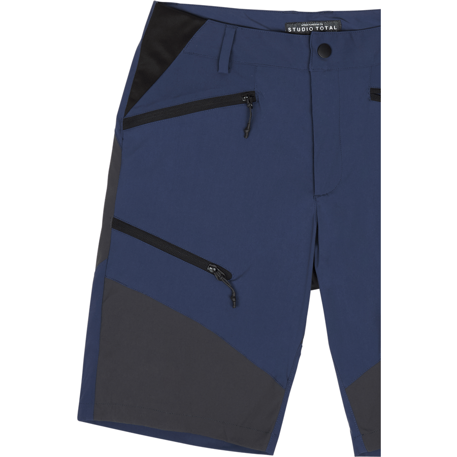 Studio Total Studio Total Function Outdoor Shorts Urban